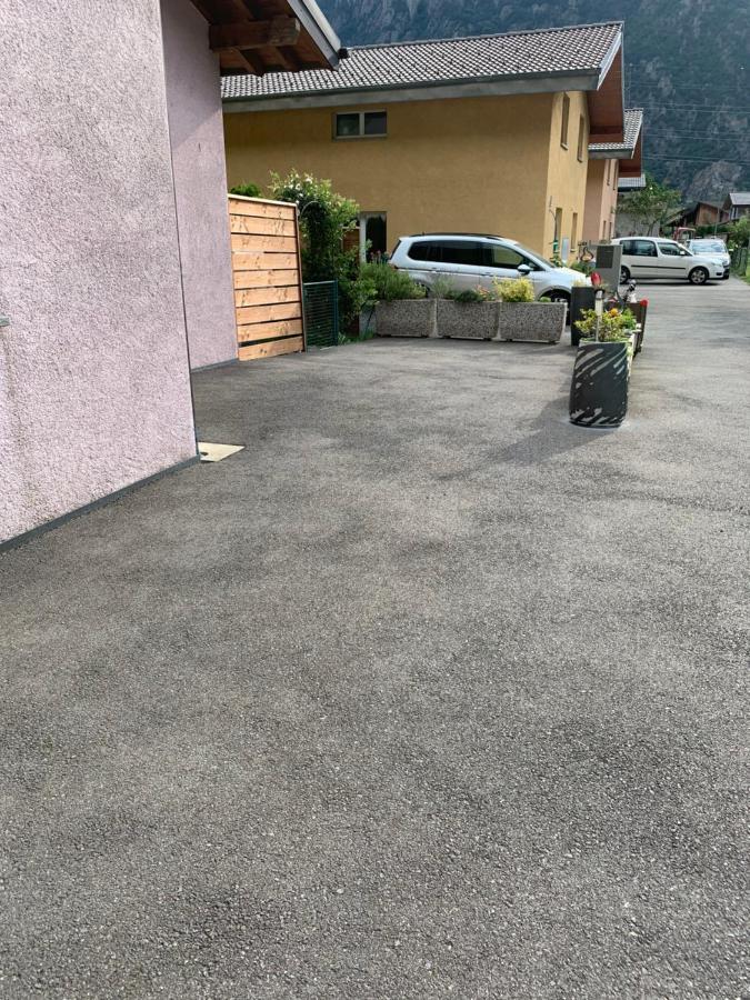 Do Mi Si La Do Re Apartamento Dorenaz Exterior foto